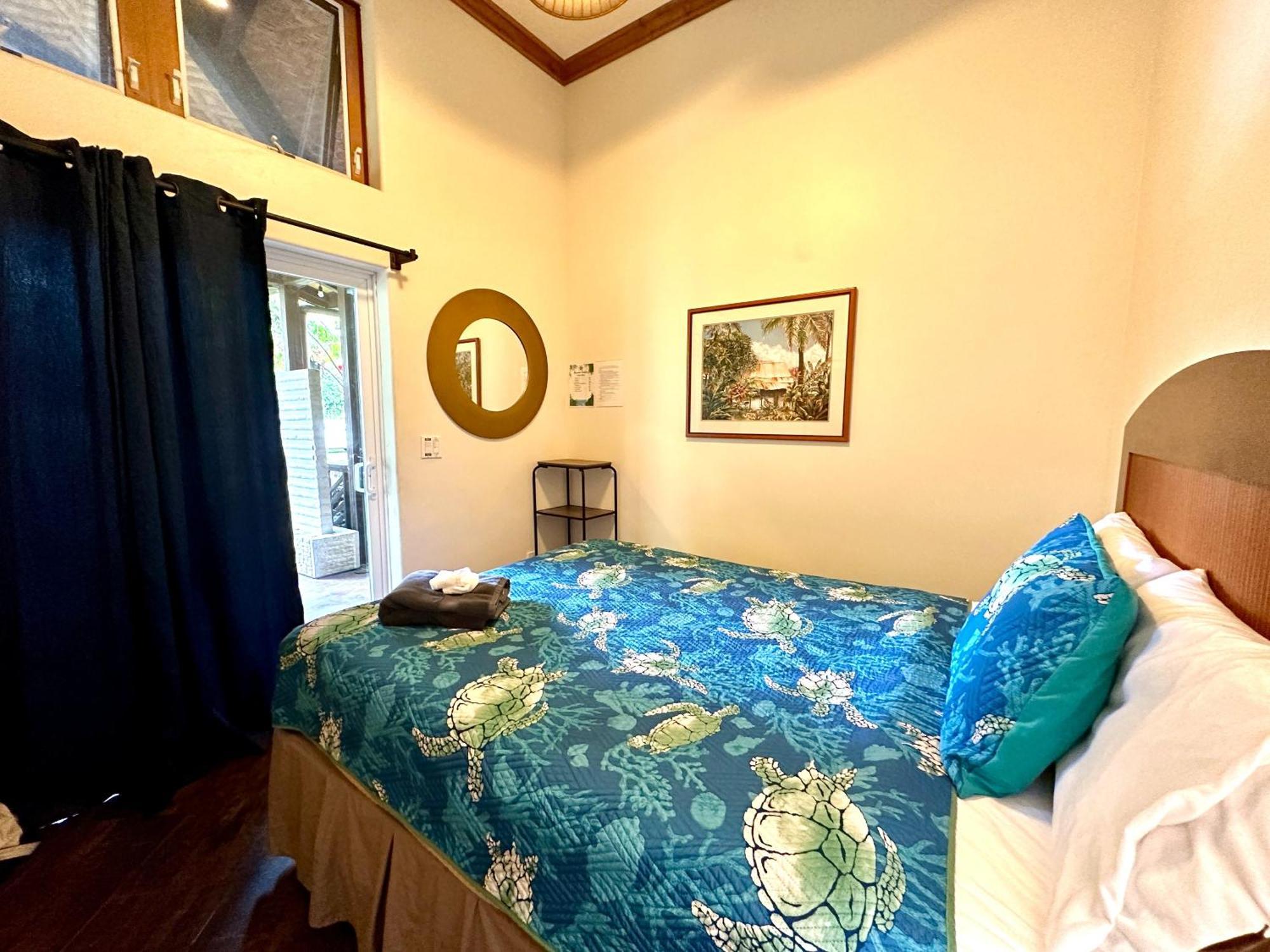 Hawaiian Sanctuary Eco Retreat Center Villa Pahoa Стая снимка